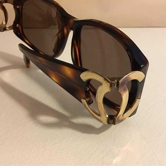 Vintage Chanel Sunglasses with Case - Picture 5 of 10